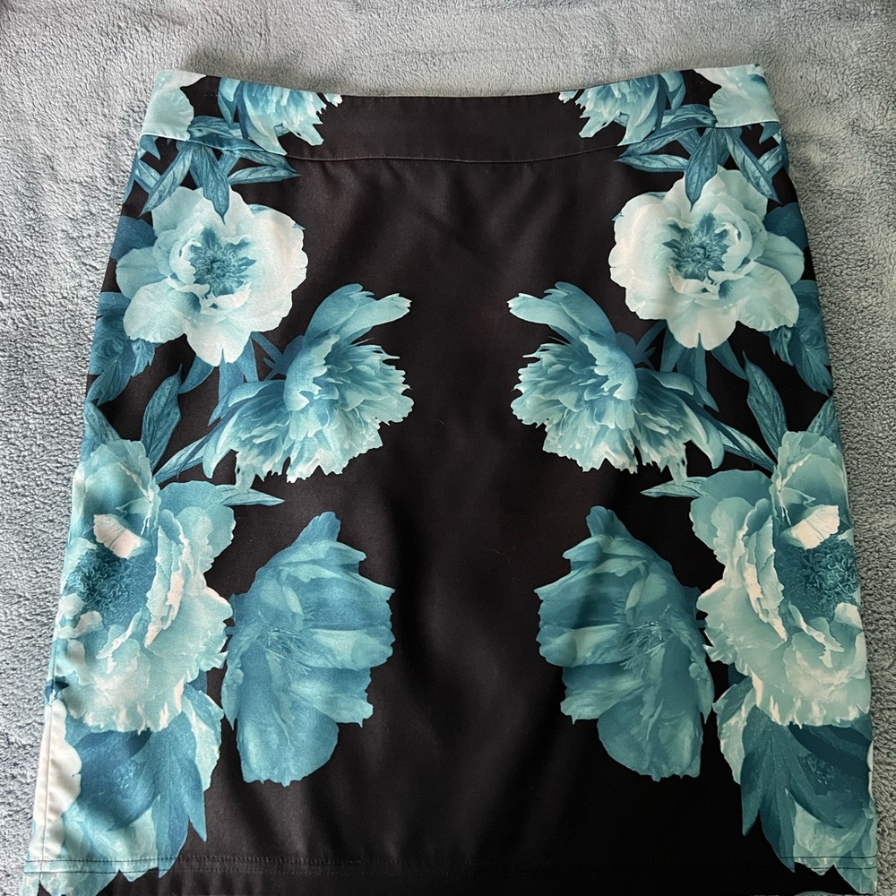 INC International Concepts, EUC skirt, black, teal, Size 10
